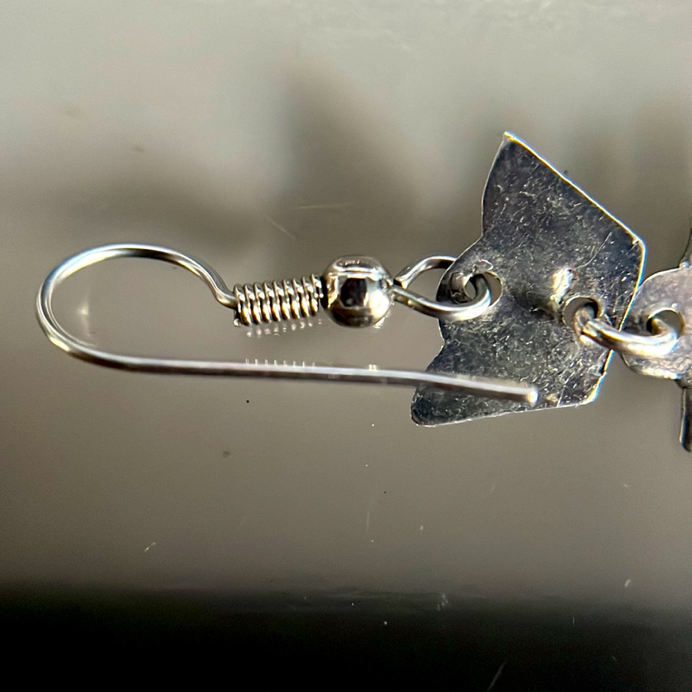 Handcrafted Alpaca Nickel Fish Skeleton Earrings - Mexico. - Picture 11 of 14